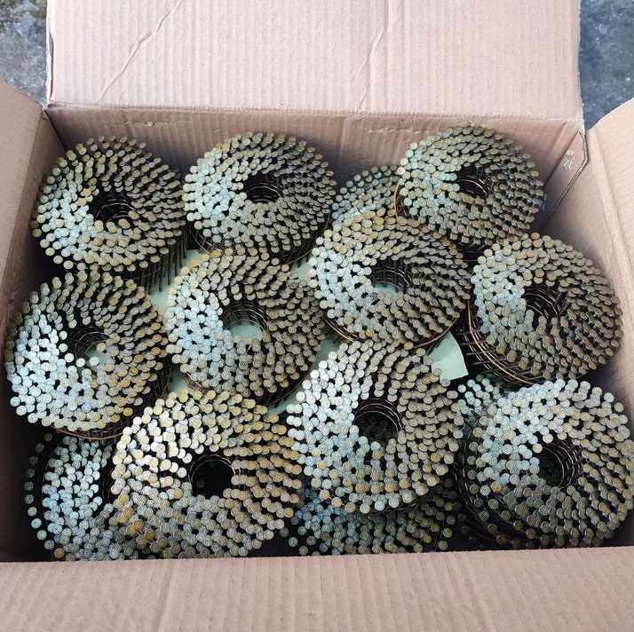 coil nails in packing